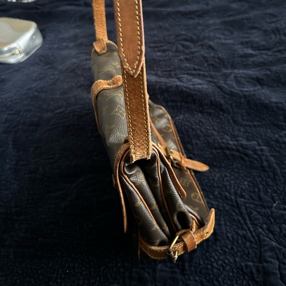 Vintage Louis Vuitton Samur bag - Picture 3 of 5